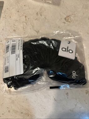 ALO Yoga Black Scrunchie Pack - Black Hair Accessory